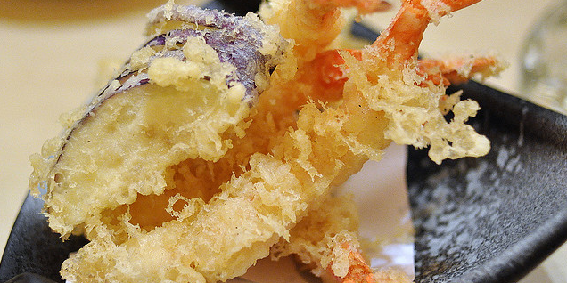 A plate of shrimp tempura